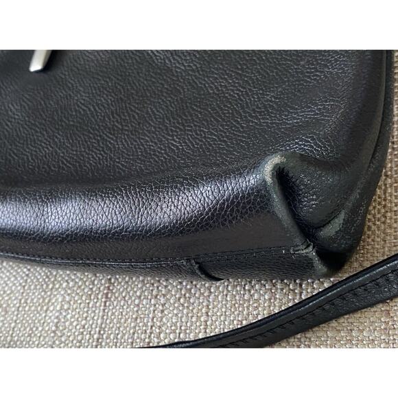 Lamarthe Paris vintage leather black crossbody bag - Picture 9 of 14